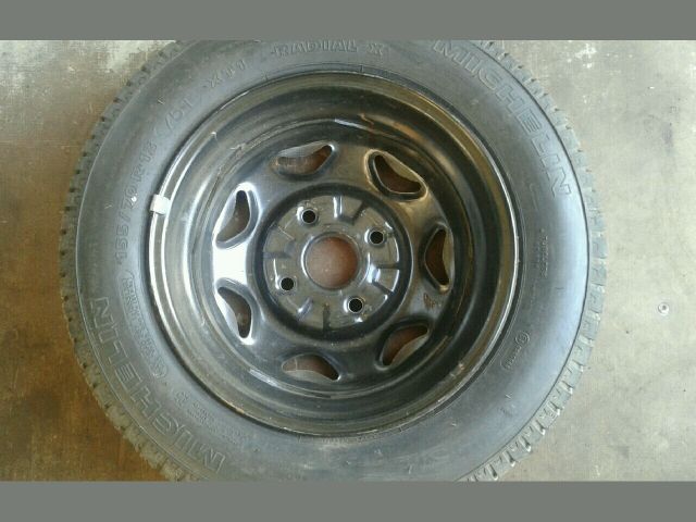 bontott SUZUKI SWIFT II Pótkerék