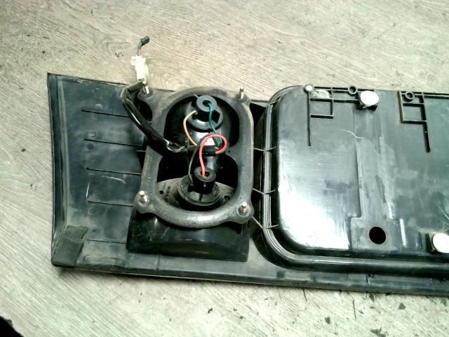 bontott SUZUKI SWIFT II Rendszámtábla Tartó