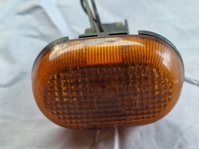 bontott SUZUKI SWIFT II Sárvédő Irányjelző (Pozíciófüggetlen)