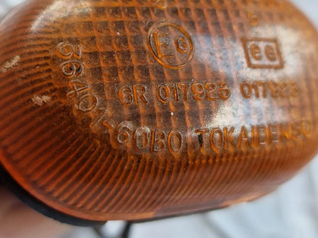 bontott SUZUKI SWIFT II Sárvédő Irányjelző (Pozíciófüggetlen)