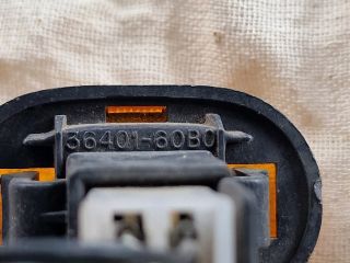 bontott SUZUKI SWIFT II Sárvédő Irányjelző (Pozíciófüggetlen)