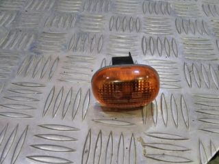 bontott SUZUKI SWIFT II Sárvédő Irányjelző (Pozíciófüggetlen)