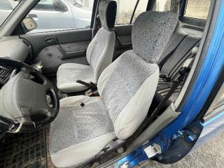 bontott SUZUKI SWIFT II Szivargyújtó Aljzat