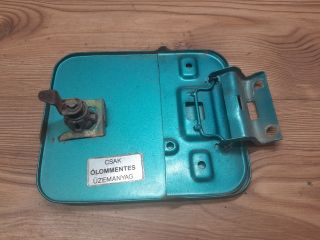 bontott SUZUKI SWIFT II Tankajtó