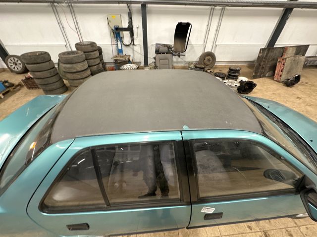 bontott SUZUKI SWIFT II Tankajtó