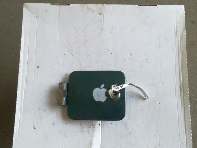 bontott SUZUKI SWIFT II Tankajtó