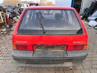 bontott SUZUKI SWIFT II Tanksapka