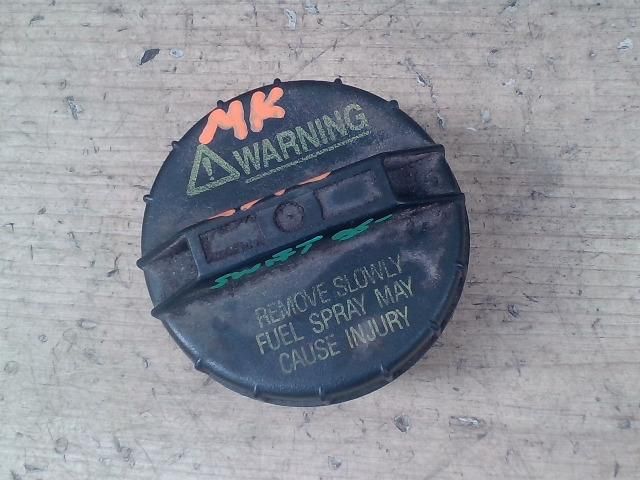 bontott SUZUKI SWIFT II Tanksapka