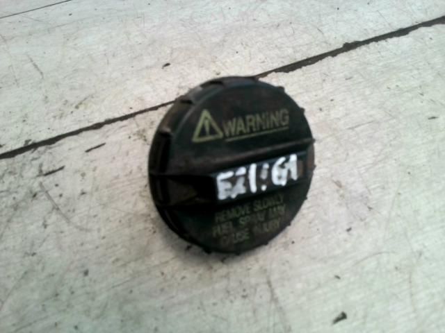 bontott SUZUKI SWIFT II Tanksapka