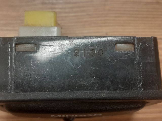 bontott SUZUKI SWIFT II Tükör Kapcsoló