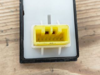 bontott SUZUKI SWIFT II Tükör Kapcsoló