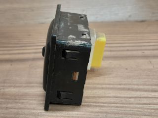 bontott SUZUKI SWIFT II Tükör Kapcsoló