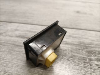 bontott SUZUKI SWIFT II Tükör Kapcsoló