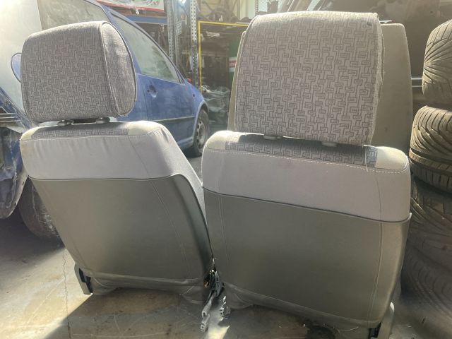 bontott SUZUKI SWIFT II Ülés Szett