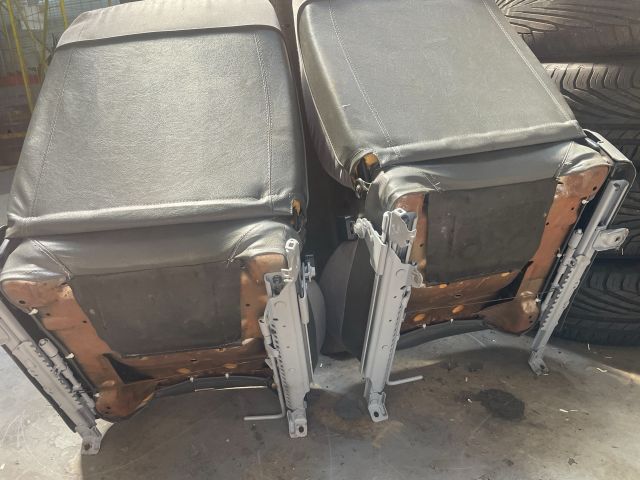 bontott SUZUKI SWIFT II Ülés Szett