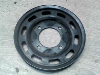 bontott SUZUKI SWIFT II Vízpumpa Szíjtárcsa