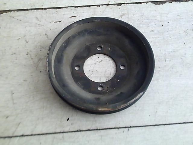 bontott SUZUKI SWIFT II Vízpumpa Szíjtárcsa