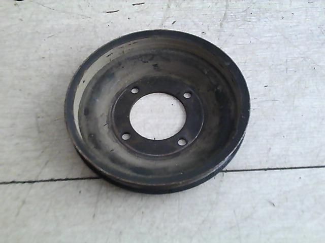 bontott SUZUKI SWIFT II Vízpumpa Szíjtárcsa