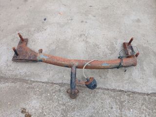 bontott SUZUKI SWIFT II Vonóhorog