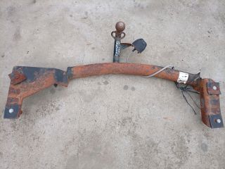 bontott SUZUKI SWIFT II Vonóhorog