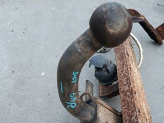 bontott SUZUKI SWIFT II Vonóhorog