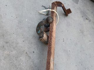 bontott SUZUKI SWIFT II Vonóhorog