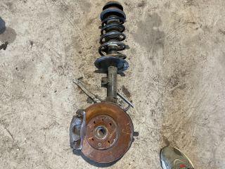 bontott SUZUKI SWIFT III Bal első Gólyaláb (Lengécsillapító, Rugó)