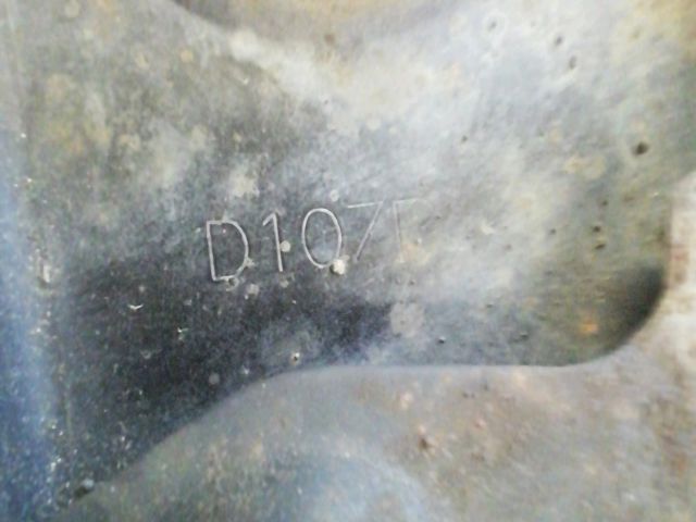 bontott SUZUKI SWIFT III Bal első Lengőkar