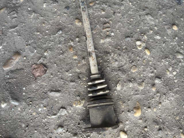 bontott SUZUKI SWIFT III Bal hátsó Féltengely