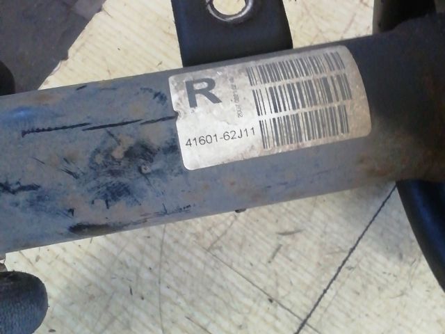 bontott SUZUKI SWIFT III Jobb első Gólyaláb (Lengécsillapító, Rugó)