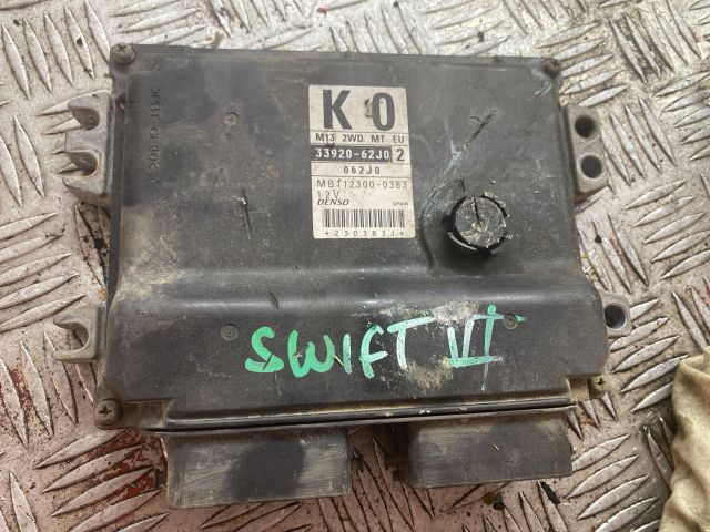 bontott SUZUKI SWIFT III Motorvezérlő