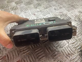 bontott SUZUKI SWIFT III Motorvezérlő