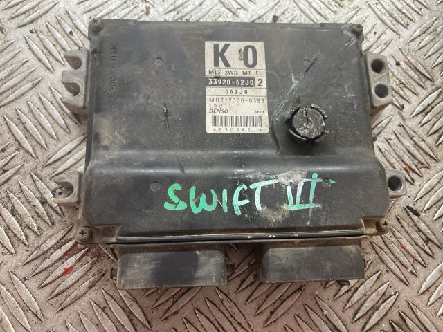 bontott SUZUKI SWIFT III Motorvezérlő