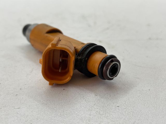 bontott SUZUKI SWIFT III Porlasztó (1 db)