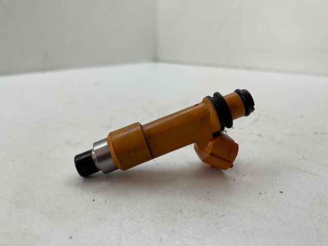 bontott SUZUKI SWIFT III Porlasztó (1 db)