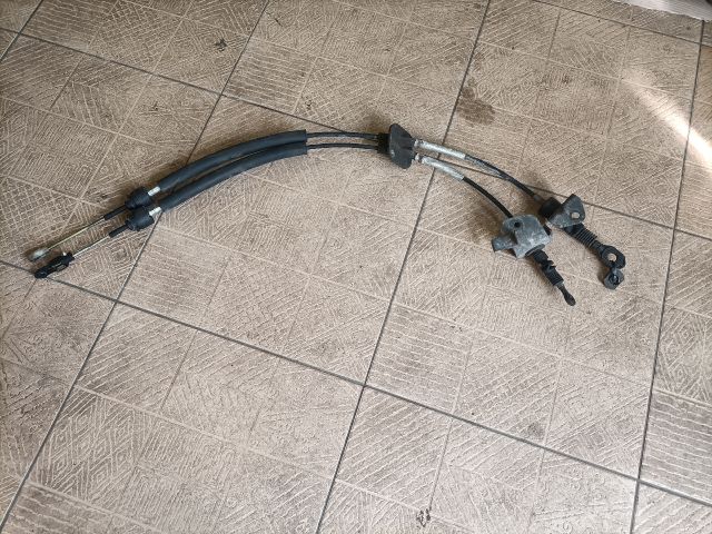 bontott SUZUKI SWIFT III Váltó Bowden