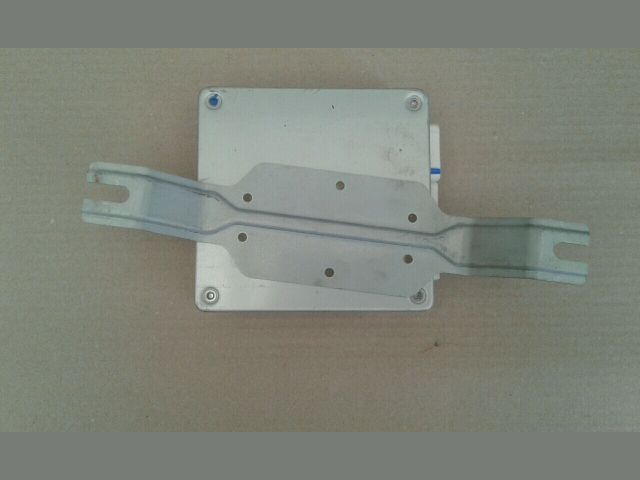 bontott SUZUKI SWIFT III Automata Váltó Elektronika