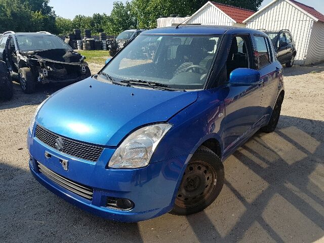 bontott SUZUKI SWIFT III Bal első Csonkállvány Kerékaggyal