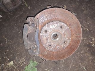 bontott SUZUKI SWIFT III Bal első Csonkállvány Kerékaggyal