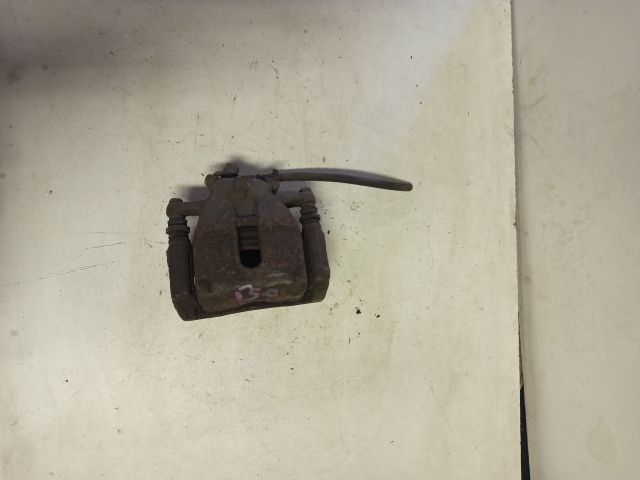 bontott SUZUKI SWIFT III Bal első Féknyereg Munkahengerrel