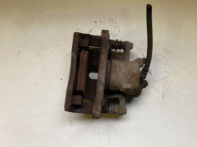 bontott SUZUKI SWIFT III Bal első Féknyereg Munkahengerrel