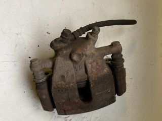 bontott SUZUKI SWIFT III Bal első Féknyereg Munkahengerrel