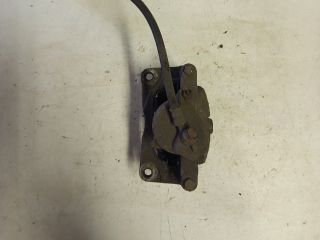 bontott SUZUKI SWIFT III Bal első Féknyereg Munkahengerrel