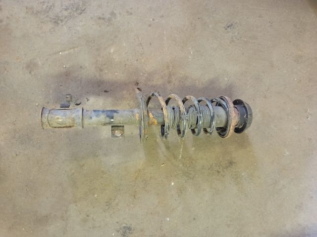 bontott SUZUKI SWIFT III Bal első Gólyaláb (Lengécsillapító, Rugó)