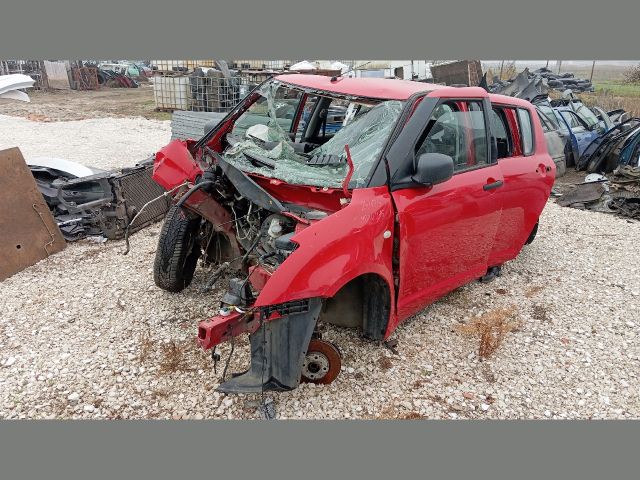 bontott SUZUKI SWIFT III Bal első Kerékagy