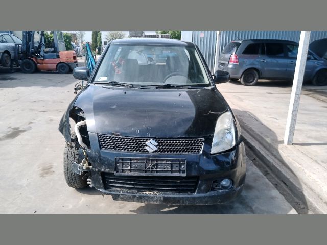 bontott SUZUKI SWIFT III Bal első Kerékagy