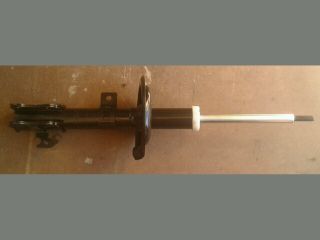 bontott SUZUKI SWIFT III Bal első Lengéscsillapító