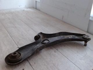 bontott SUZUKI SWIFT III Bal első Lengőkar