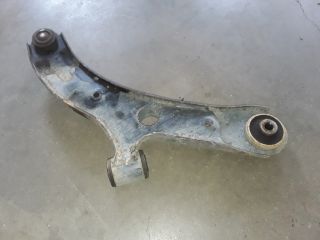 bontott SUZUKI SWIFT III Bal első Lengőkar