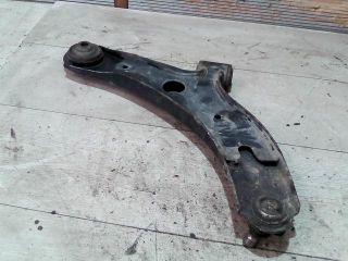 bontott SUZUKI SWIFT III Bal első Lengőkar